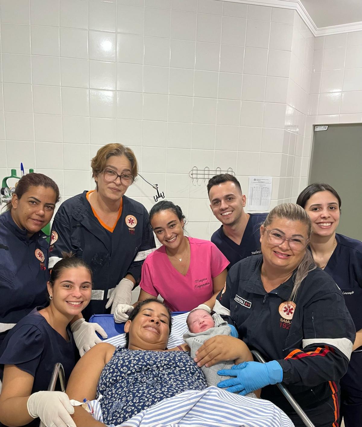 Parto de Emergência: Enfermeira Jennifer dá à luz no Pronto-Socorro de Santa Albertina