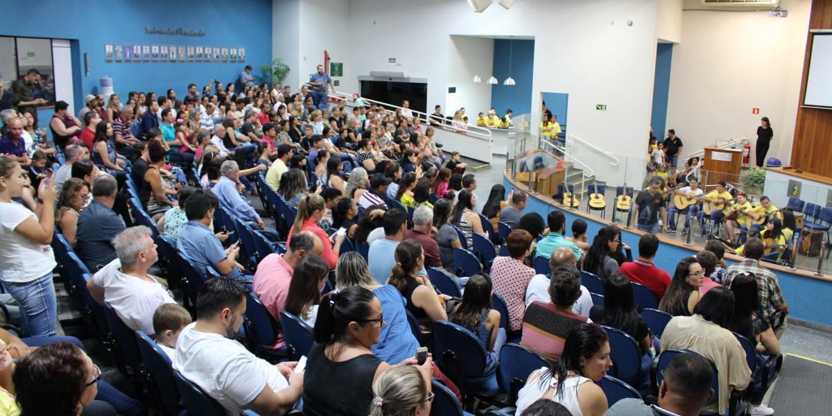 Audições de encerramento do 2º semestre do Projeto Guri lotou plenário da Câmara de Jales