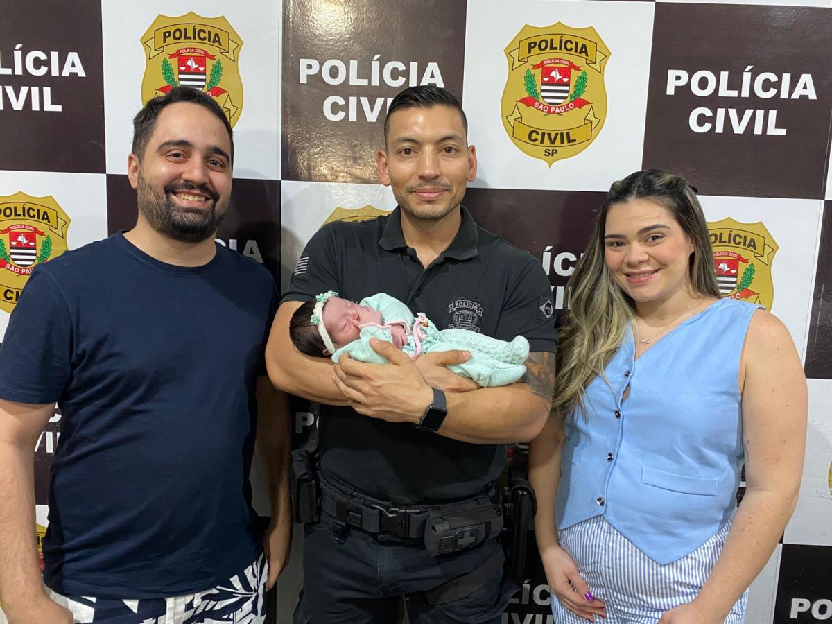Investigador reencontra bebê que salvou após engasgo em Jales
