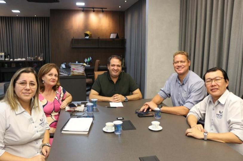 Dirigentes do Unifunec se reúnem com prefeito Luis Henrique na busca por importante parceria para o internato dos acadêmicos do curso de Medicina