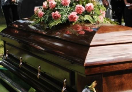 Boato de que morta teria bebido água atrasa velório em Buritama