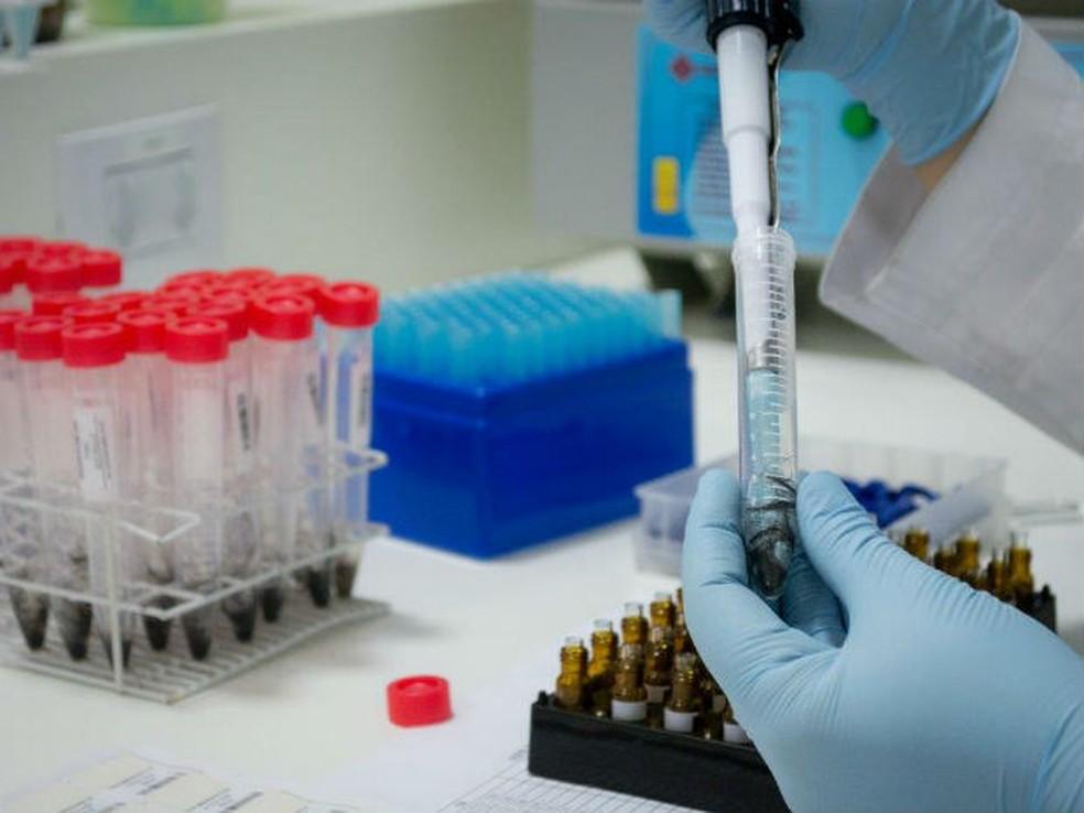 Ministério da Saúde acompanha 9 estudos para obter novos tratamentos contra coronavírus