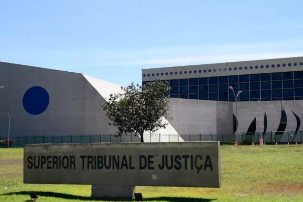STJ autoriza aborto legal que foi negado a adolescente de 13 anos