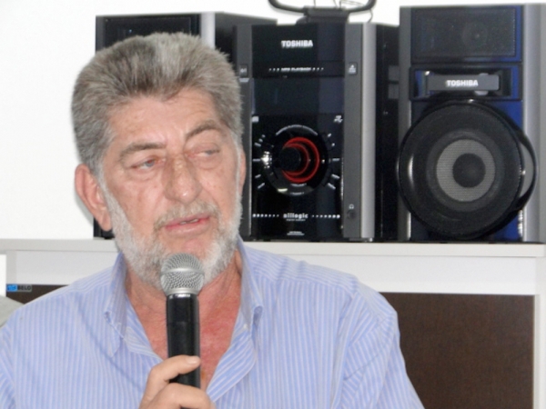 Mesmo com advogados ex-prefeito contrata escritório jurídico e sobre ação