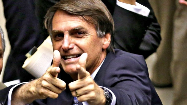 Bolsonaro encabeça luta contra exame de Ordem há mais de 10 anos